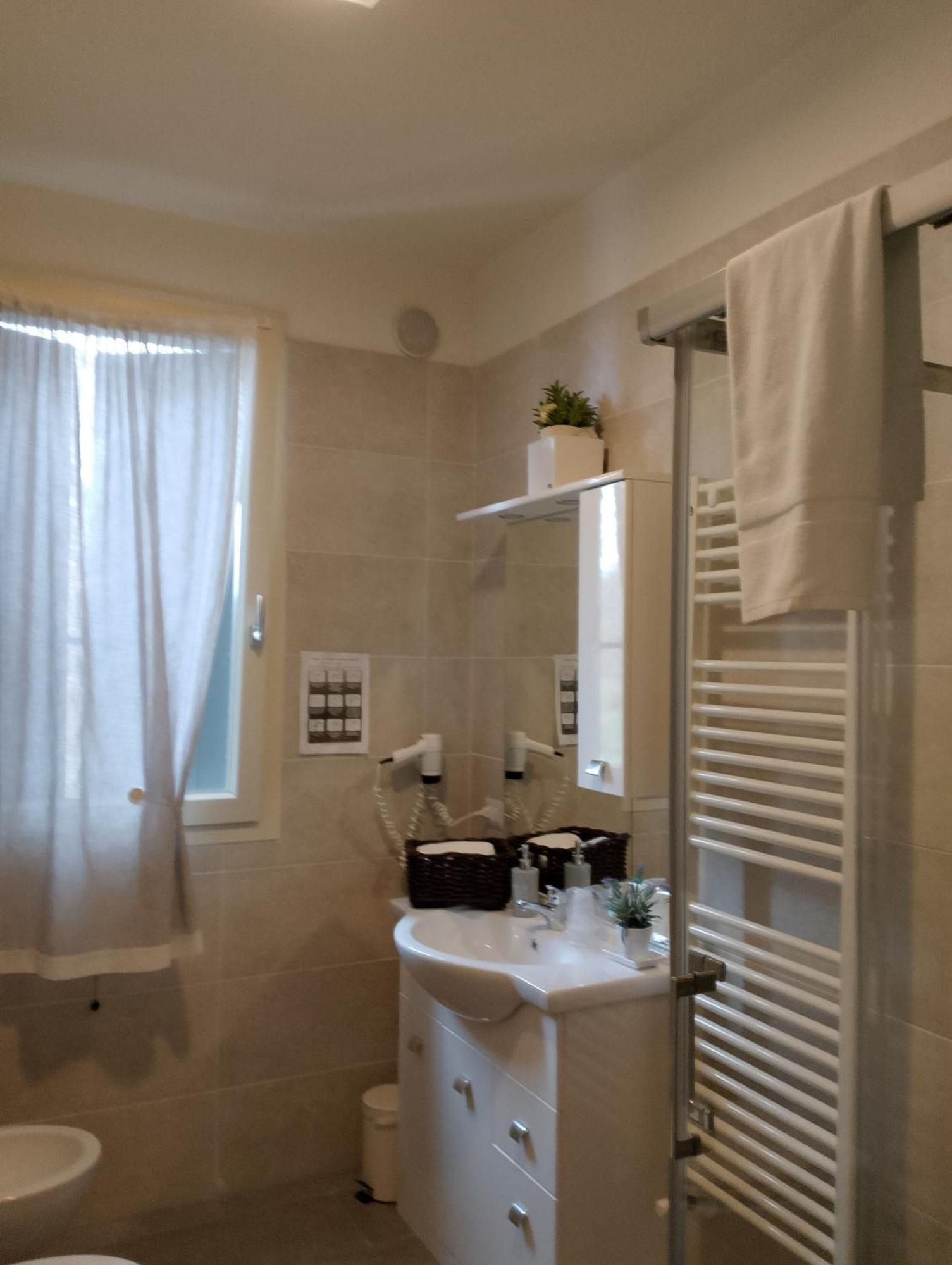 Il Borgo Dei Molini Bed & Breakfast Torreglia Exterior photo